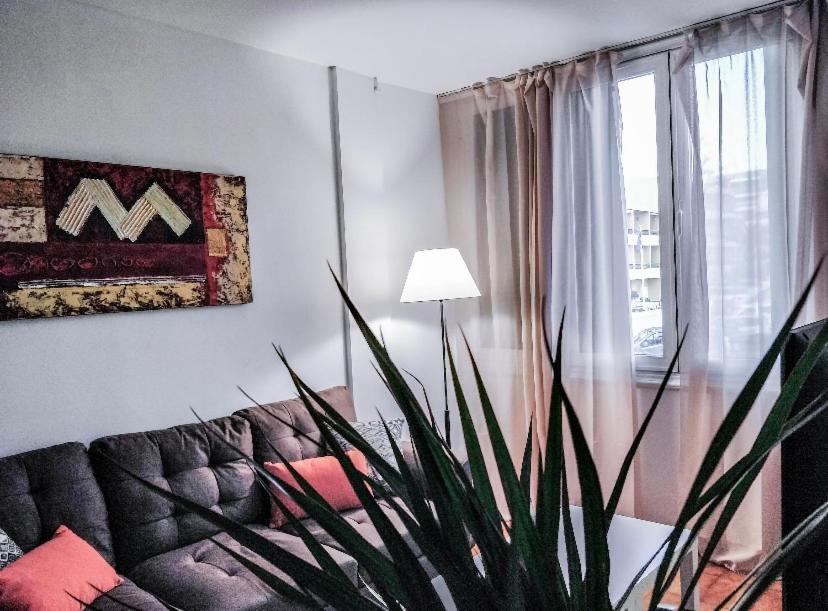 Lovely 2 Bedroom Apartment Near Las Vistas Beach Adults Only! Playa de las Americas  Luaran gambar